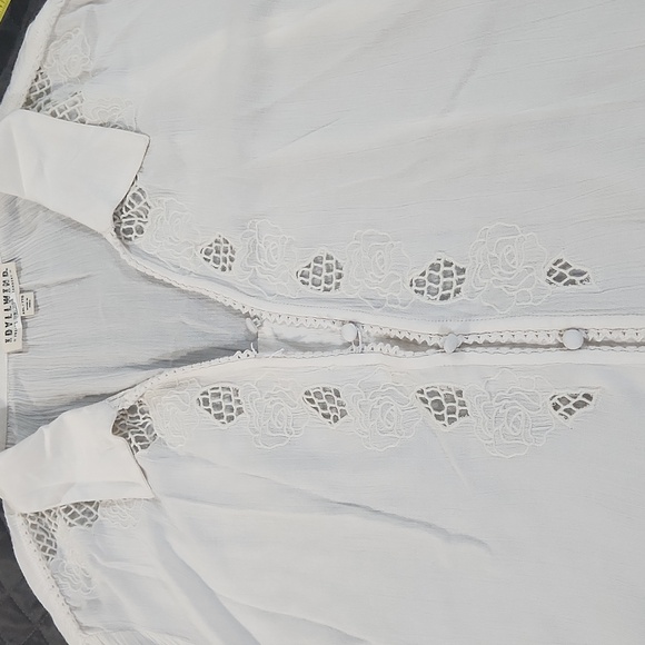 Idyllwind - Cream Blouse 👚 - Picture 5 of 10